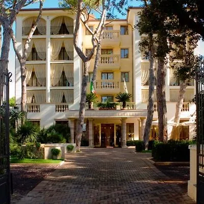 Grand Hotel Imperiale - Preferred Hotels & Resorts 포르데데이마르미
