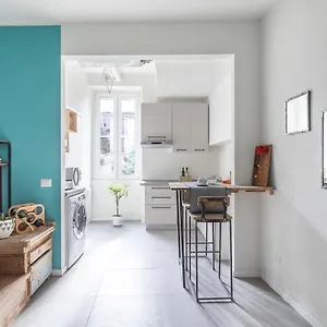 Cute In Old Town By Solutions Apartment