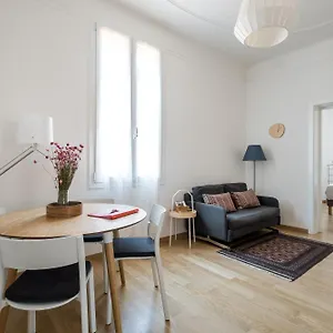 Canonica Apartment